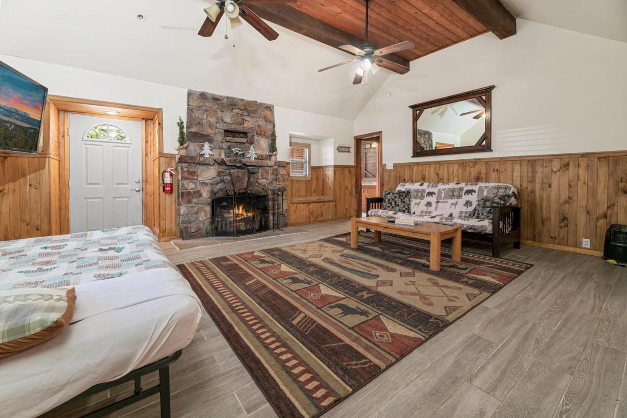 Big Bear Lake Front Lodge Exterior photo